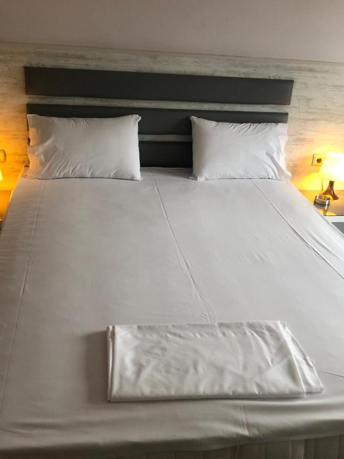 Αφροδίτη Hotel Neon Rysion ภายนอก รูปภาพ